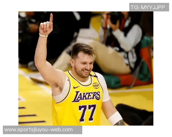 全明星投票揭晓东契奇荣登票王字母哥东部第一詹姆斯西部第八名